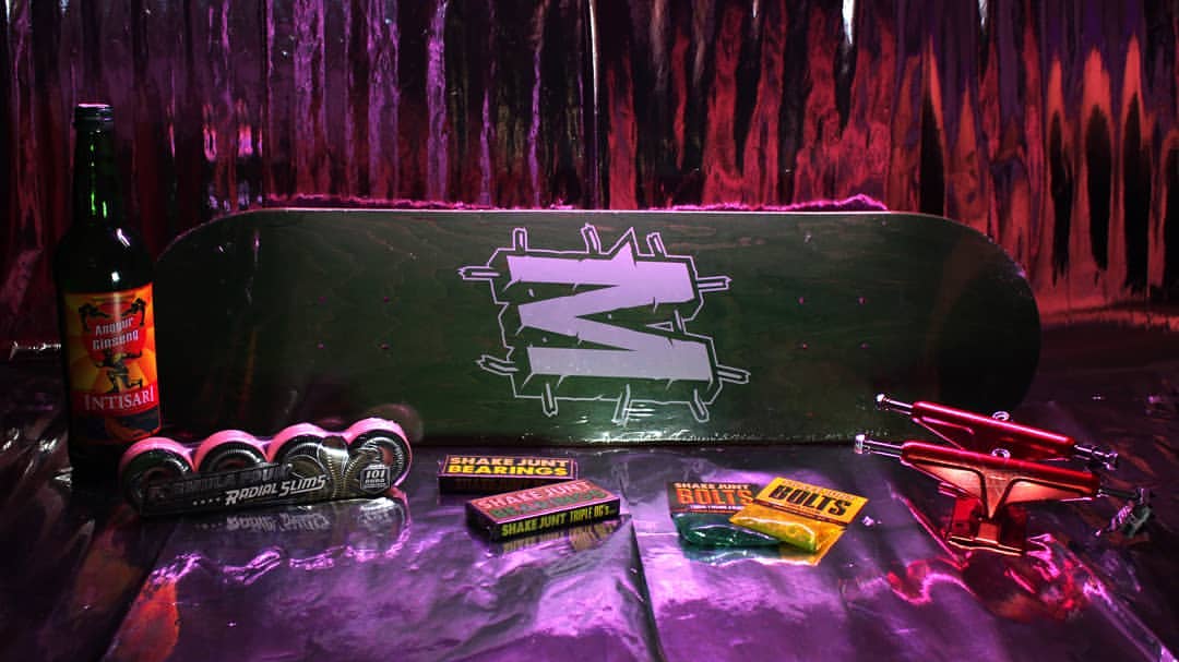 Motion Lair punya tawaran aksesoris lengkap untuk kebutuhan skateboarding